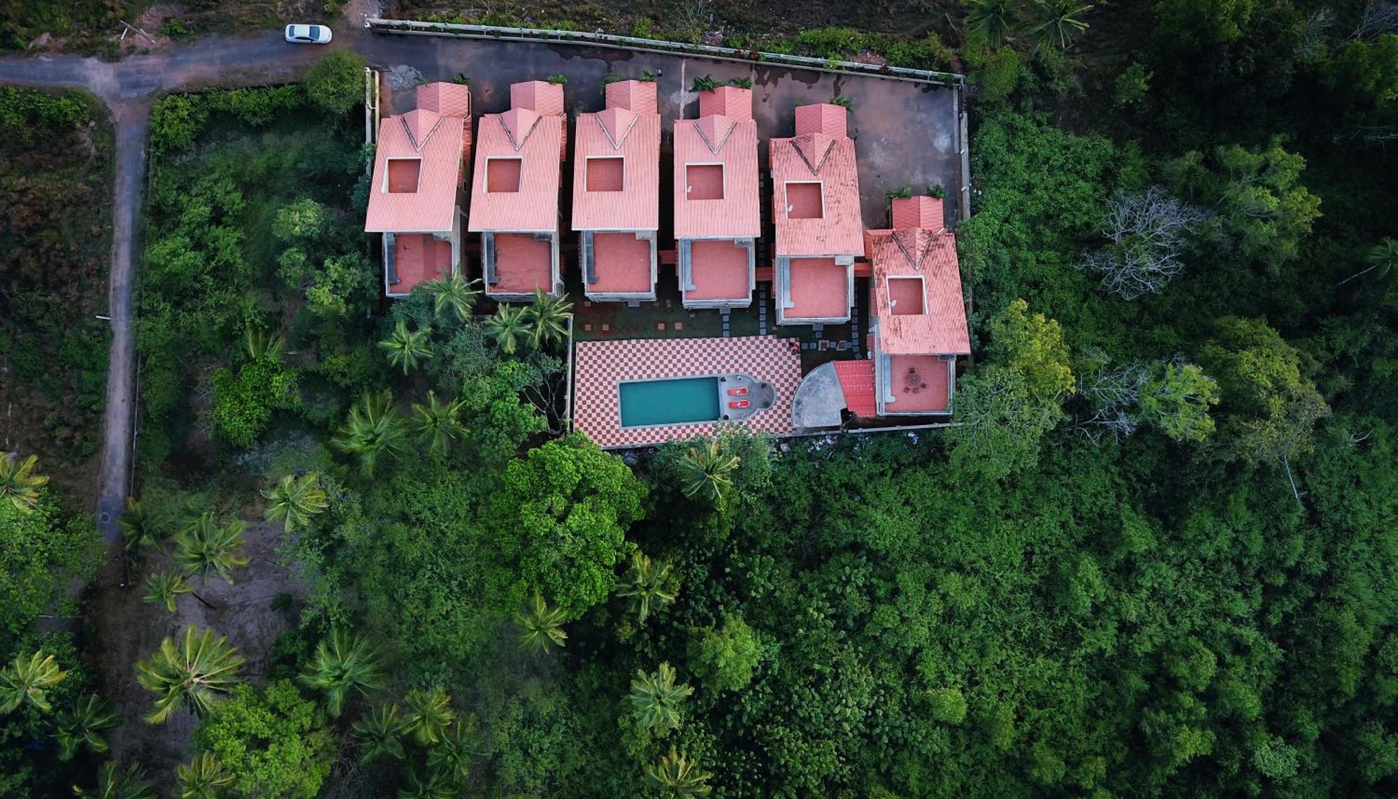 Treehouse Blue Hotel & Villas 柯瓦 外观 照片