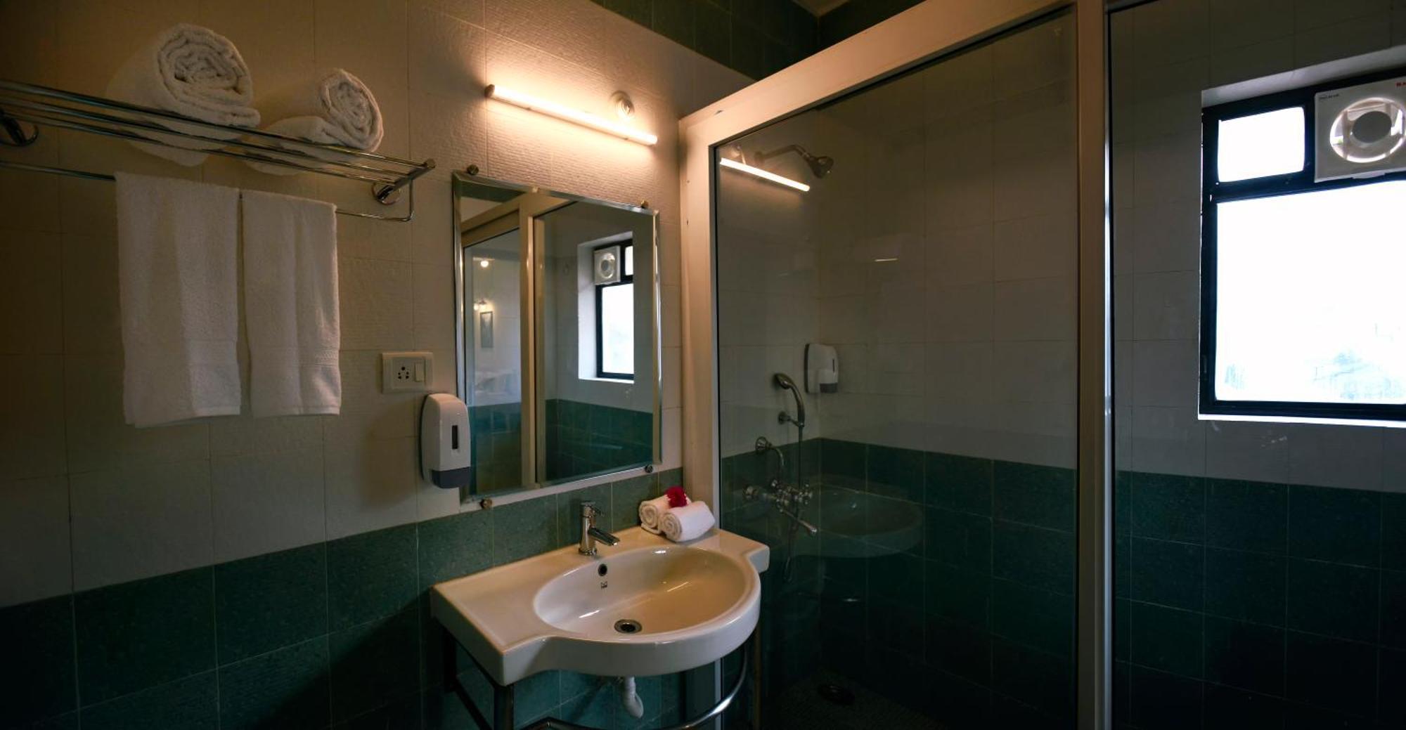 Treehouse Blue Hotel & Villas 柯瓦 外观 照片